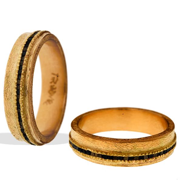 Todd Reed Gent's Wedding Band 18k yellow gold and Raw Diamonds