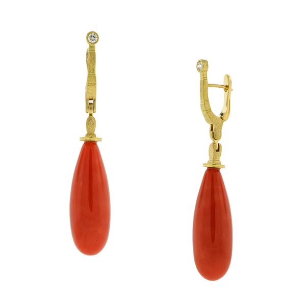 18KT YELLOW GOLD TEARDROP CORAL EARRINGS