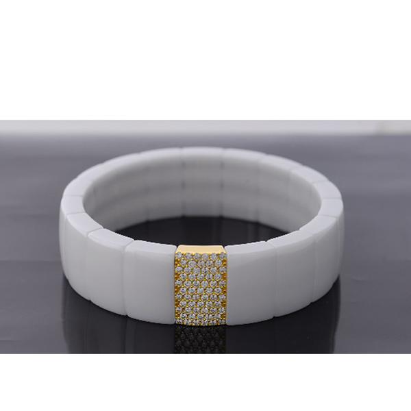 RECTANGULAR WHITE CERAMIC BRACELET.