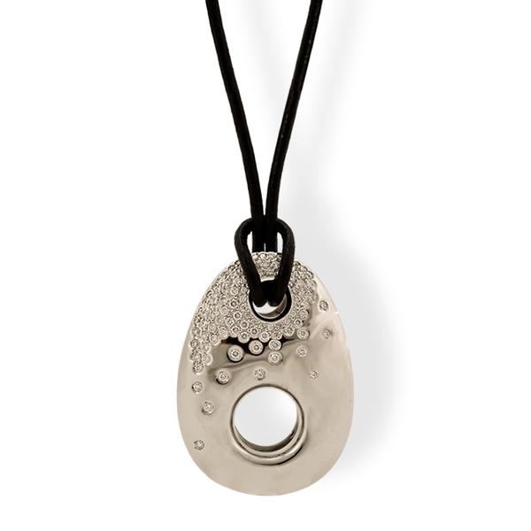 Di Go 18k Necklace w/ Diamonds